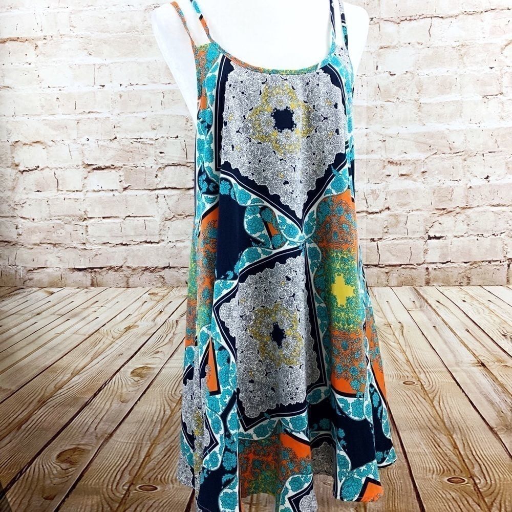 dina be Francesca’s strappy shift dress